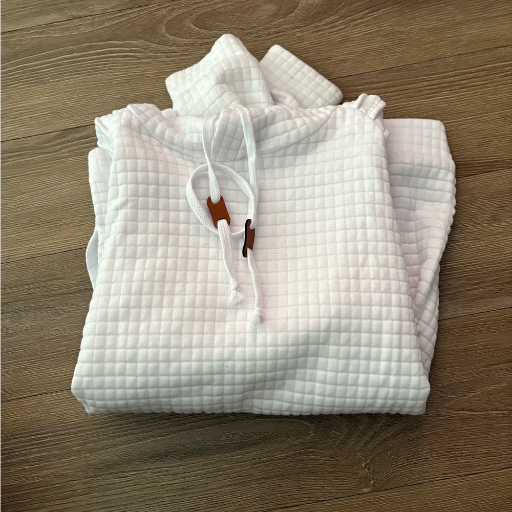 White Quilted Men's Hoodie
